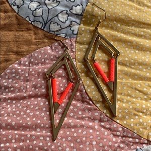 Threaded fashion earrings